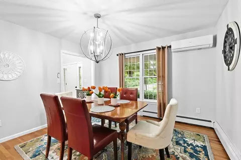 Dining - 21 Chowdermarch St, Marshfield, MA 02050 photo 2 of 3