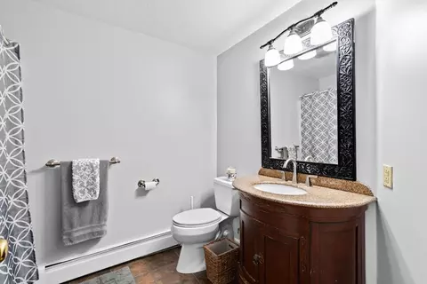 Bath - 21 Chowdermarch St, Marshfield, MA 02050 photo 4 of 4