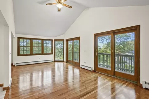 Living - 14 Longview Ave, Webster, MA 01570 photo 3 of 8