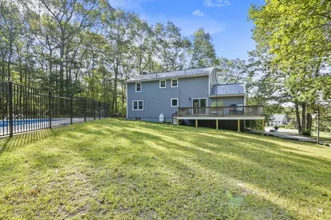Exterior - 14 Longview Ave, Webster, MA 01570 photo 7 of 10