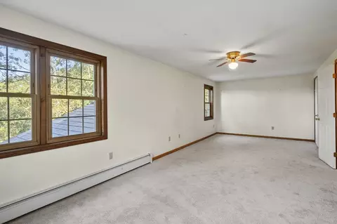 Bedroom - 14 Longview Ave, Webster, MA 01570 photo 5 of 9