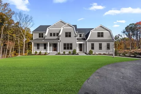 37 Lincoln St, Hopkinton, MA 01748