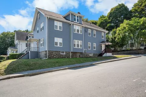 Exterior - 92 Greenwood St, Worcester, MA 01607 photo 2 of 6