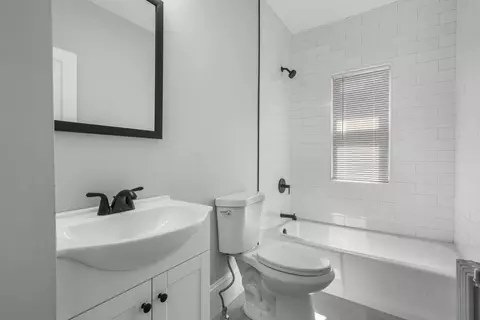 Bath - 92 Greenwood St, Worcester, MA 01607 photo 1 of 2