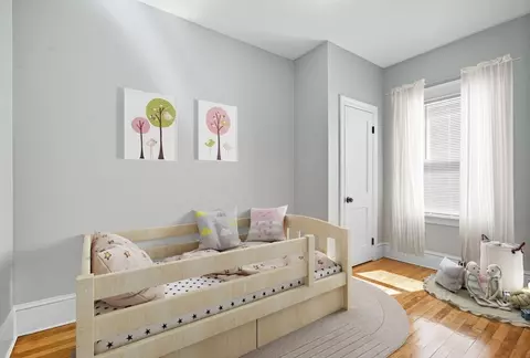 Bedroom - 92 Greenwood St, Worcester, MA 01607 photo 2 of 6