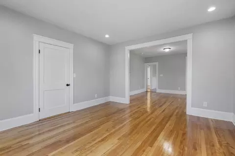 Living - 92 Greenwood St, Worcester, MA 01607 photo 7 of 9