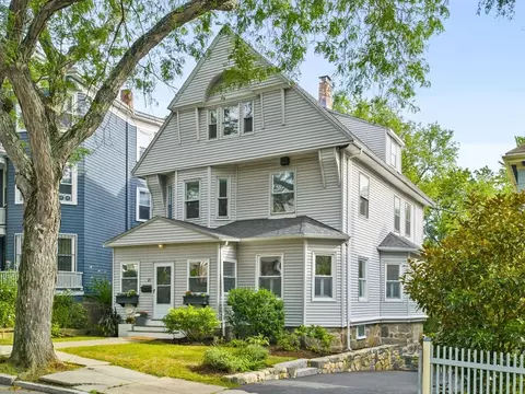 25 Walton St, Dorchester Center, MA 02124