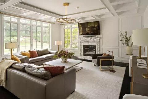 21 Broken Tree Rd, Newton, MA 02459 photo 9