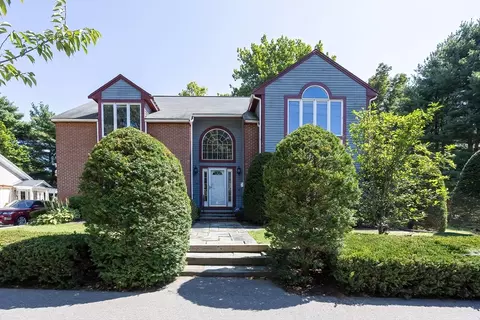 290 Central Ave, Milton, MA 02186