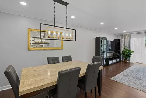 Dining - 2 Summit Dr #67, Reading, MA 01867 photo 2 of 4