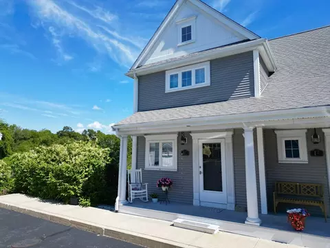 425 Main St #E, Wareham, MA 02571