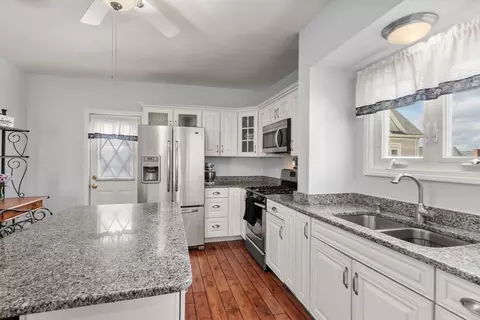116 French St, Fall River, MA 02720 photo 5