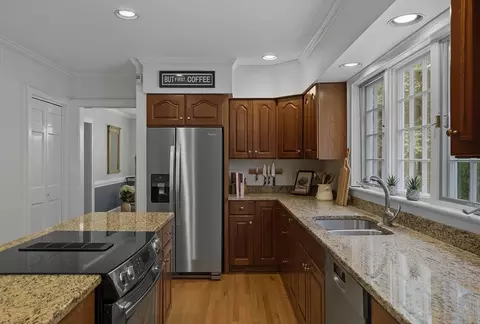 16 Priest Rd, Berlin, MA 01503 photo 11