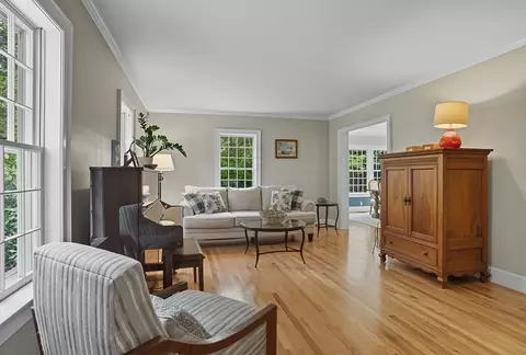 16 Priest Rd, Berlin, MA 01503 photo 4