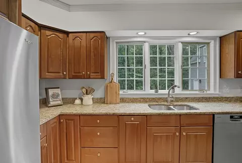 16 Priest Rd, Berlin, MA 01503 photo 12