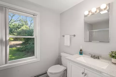 Bath - 75 Westview, Lexington, MA 02421 photo 1 of 2