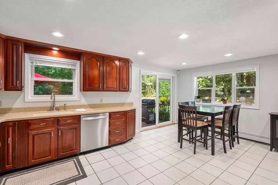 Kitchen - 75 Westview, Lexington, MA 02421 photo 3 of 3