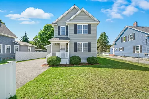 358 Washington St, Taunton, MA 02780