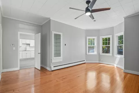 246 E Dwight St, Holyoke, MA 01040 photo 8