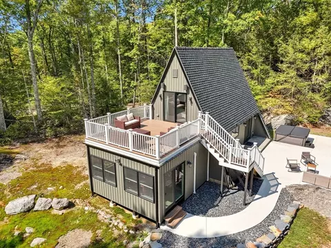510 Pine Hill Rd, Russell, MA 01071
