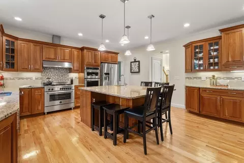 97 Great Plain Ave, Needham, MA 02492 photo 8