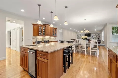 97 Great Plain Ave, Needham, MA 02492 photo 7