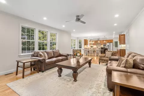 97 Great Plain Ave, Needham, MA 02492 photo 9