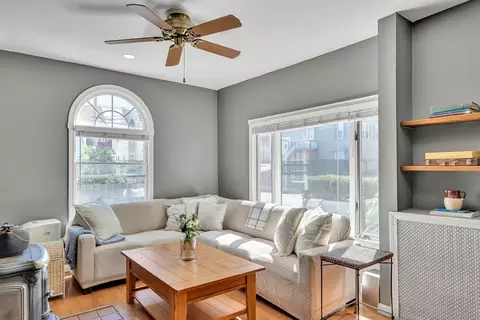 34 Oakland Ave, Everett, MA 02149 photo 5
