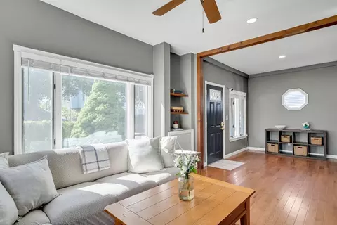 34 Oakland Ave, Everett, MA 02149 photo 6