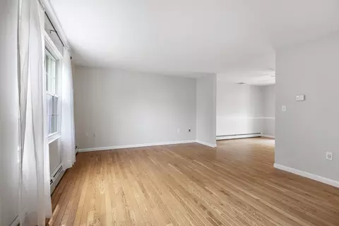 9 Heritage Path, Millis, MA 02054 photo 4