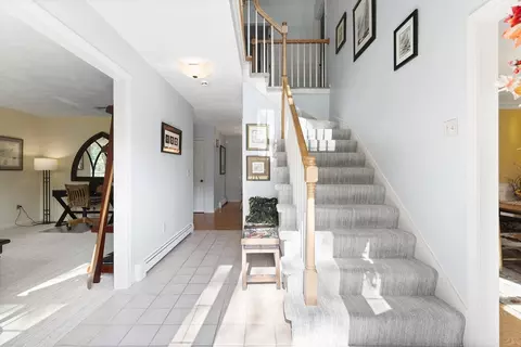 46 Crestview Dr, Mendon, MA 01756 photo 7