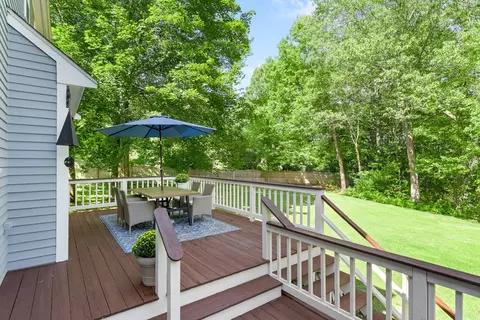 46 Crestview Dr, Mendon, MA 01756 photo 31