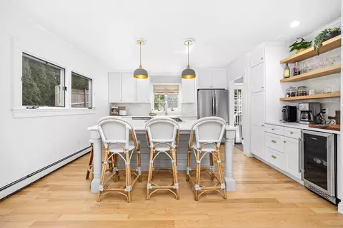 21 Hersey St, Hingham, MA 02043 photo 11