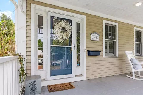 21 Hersey St, Hingham, MA 02043 photo 2