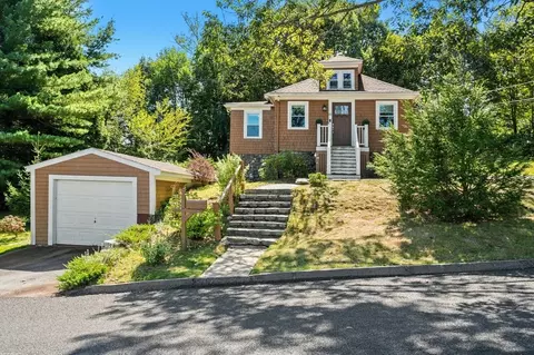 66 Wilkinson, Worcester, MA 01606 photo 2