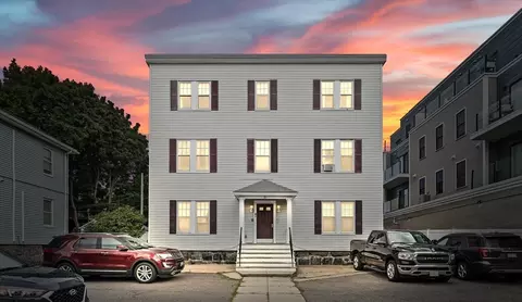 21 Minot St #2A, Boston, MA 02122