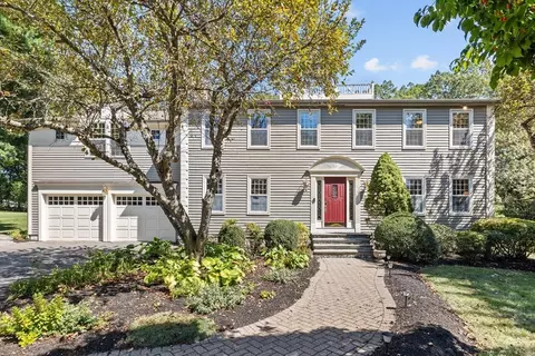 27 Flanagan Dr, Framingham, MA 01701