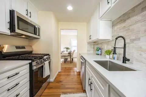 76 Samoset Ave, Mansfield, MA 02048 photo 3