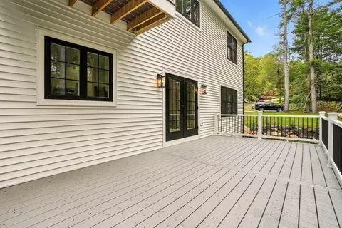 Exterior - 53 Cider Mill Ln, Upton, MA 01568 photo 3 of 4
