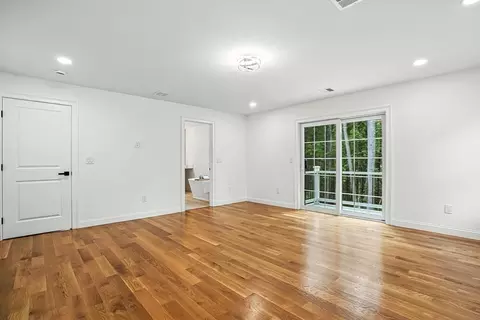 Bedroom - 53 Cider Mill Ln, Upton, MA 01568 photo 3 of 9