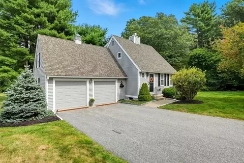 83 Wheelwright Farm #83, Cohasset, MA 02025