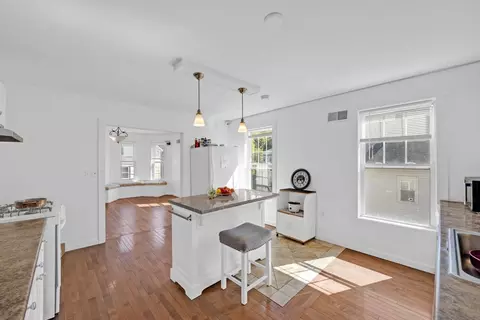 29 Goddard St, Webster, MA 01570 photo 3