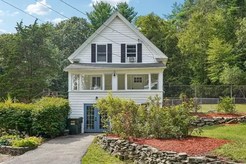 44 Richardson Corner Rd, Charlton, MA 01507