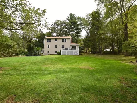 Exterior - 331 Cooper Rd, Northbridge, MA 01534 photo 6 of 8