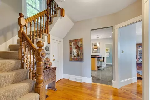 2 Deane Ave, Winthrop, MA 02152 photo 4