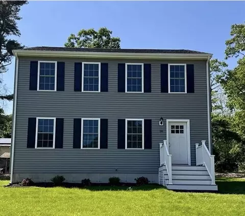 36 Restful Ln, Wareham, MA 02538
