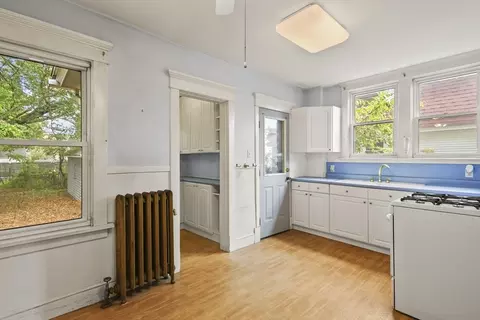 124 Washington St, Springfield, MA 01108 photo 13