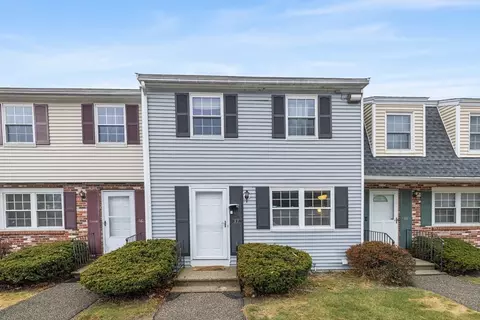 46 Pawtucket Blvd #37, Tyngsborough, MA 01879