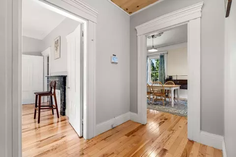 33 Middle St, Gloucester, MA 01930 photo 14