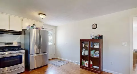 Kitchen - 4 Stratton Dr, Hudson, MA 01749 photo 1 of 3